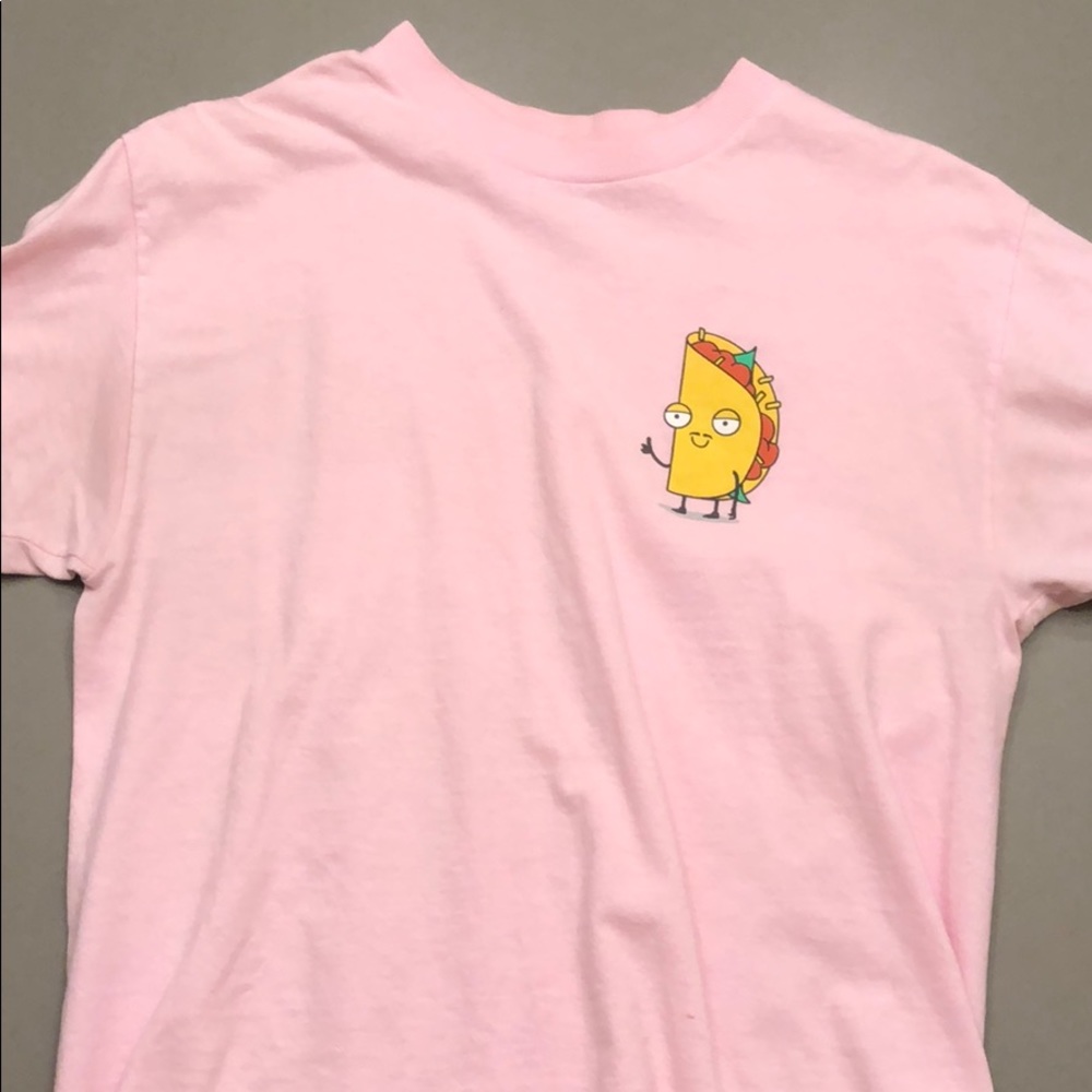 Casual pink taco shirt.